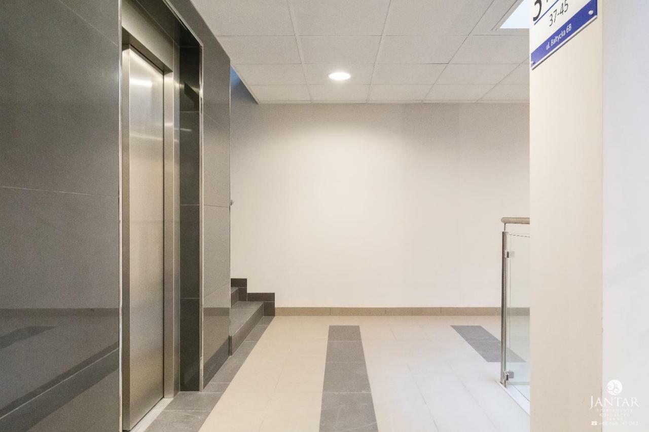 Deluxe 38 Baltycka 6 By Jantar Apartamenty Kolobrzeg Luaran gambar